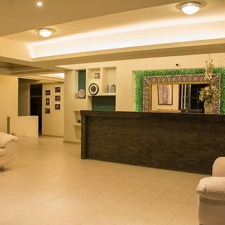 Hotel Siena Pénjamo 外观 照片