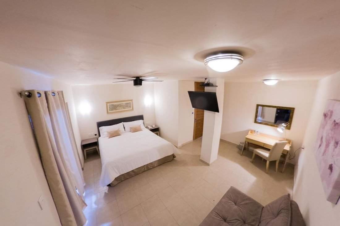 Hotel Siena Pénjamo 外观 照片