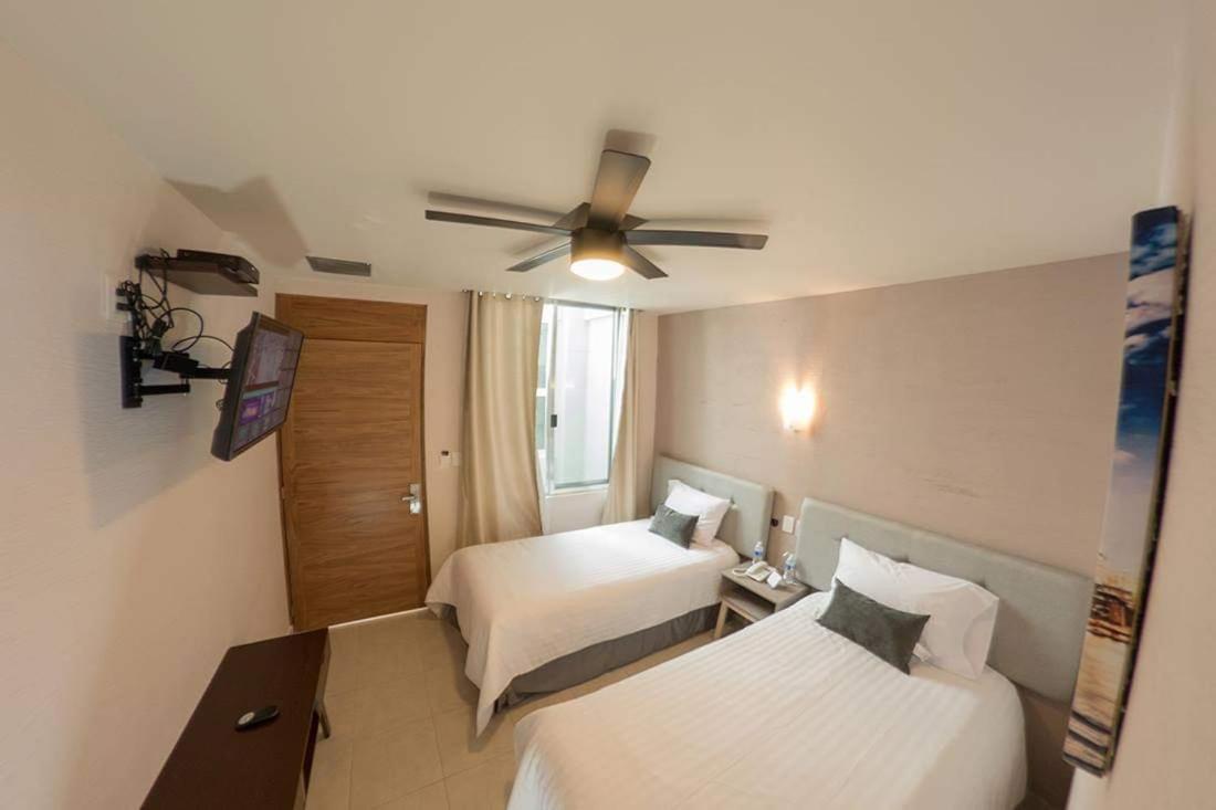 Hotel Siena Pénjamo 外观 照片